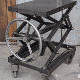 Ancienne table elevatrice d'atelier console ou table basse