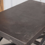 Ancienne table elevatrice d'atelier console ou table basse