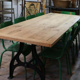 grande table industrielle plateau ancien chene massif pietement fonte