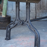grande table industrielle plateau chene massif pietement fonte