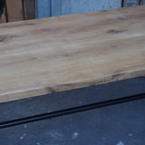 grande table industrielle plateau chene massif pietement fonte