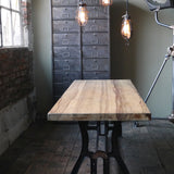 grande table industrielle plateau massif pietement fonte manufacture Brockton