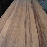 grande table industrielle plateau massif pietement fonte manufacture Brockton