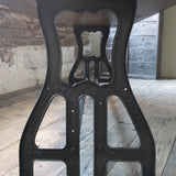 grande table industrielle plateau massif pietement fonte manufacture Brockton