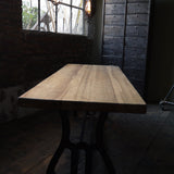grande table industrielle plateau massif pietement fonte manufacture Brockton