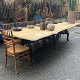 tres grande table industrielle plateau ancien chene massif pietement americain en fonte