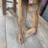 Tabouret en bois recyclé