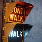 New York feu dont walk americain vintage USA jaune d'origine avec fixations murale