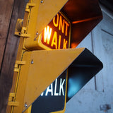 New York feu dont walk americain vintage USA jaune d'origine avec fixations murale